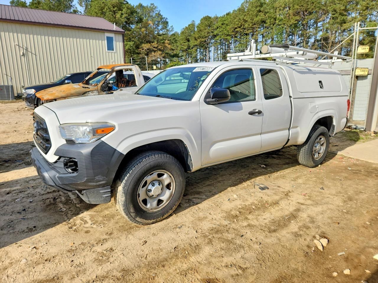 2017 TOYOTA TACOMA