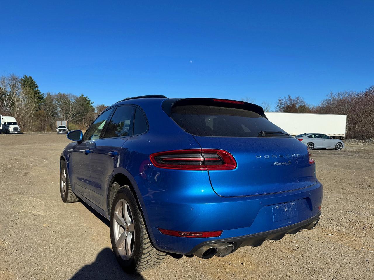 2018 PORSCHE Macan
