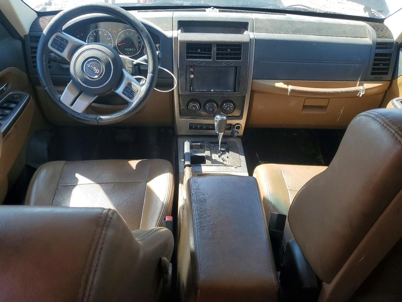 2012 JEEP Liberty