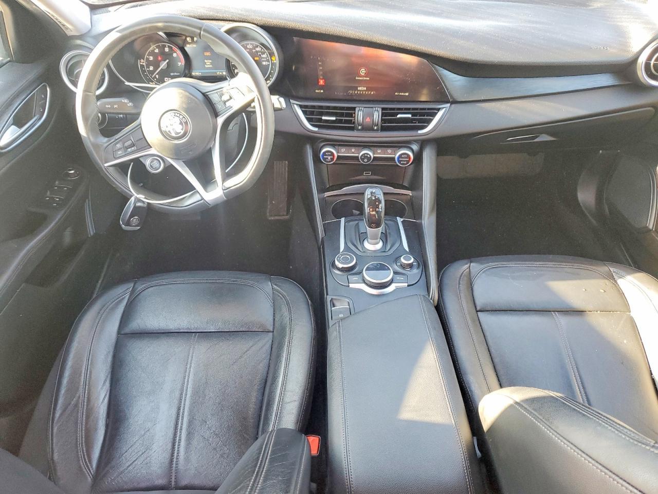 2017 ALFA ROMEO Giulia