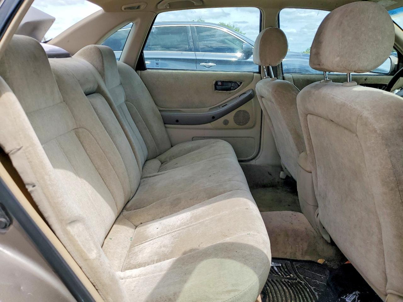 1999 TOYOTA Avalon