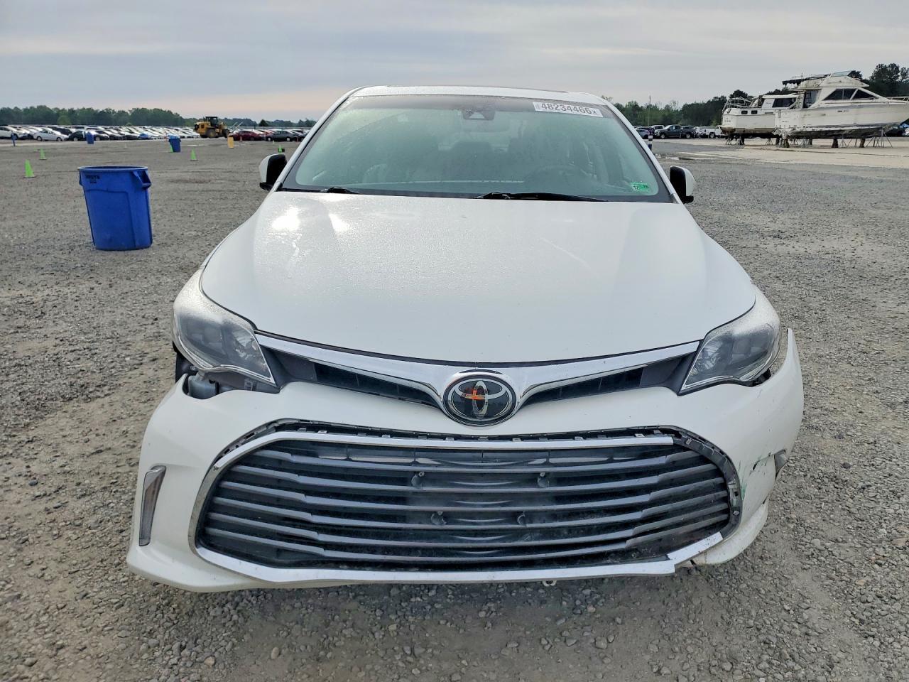 2017 TOYOTA Avalon