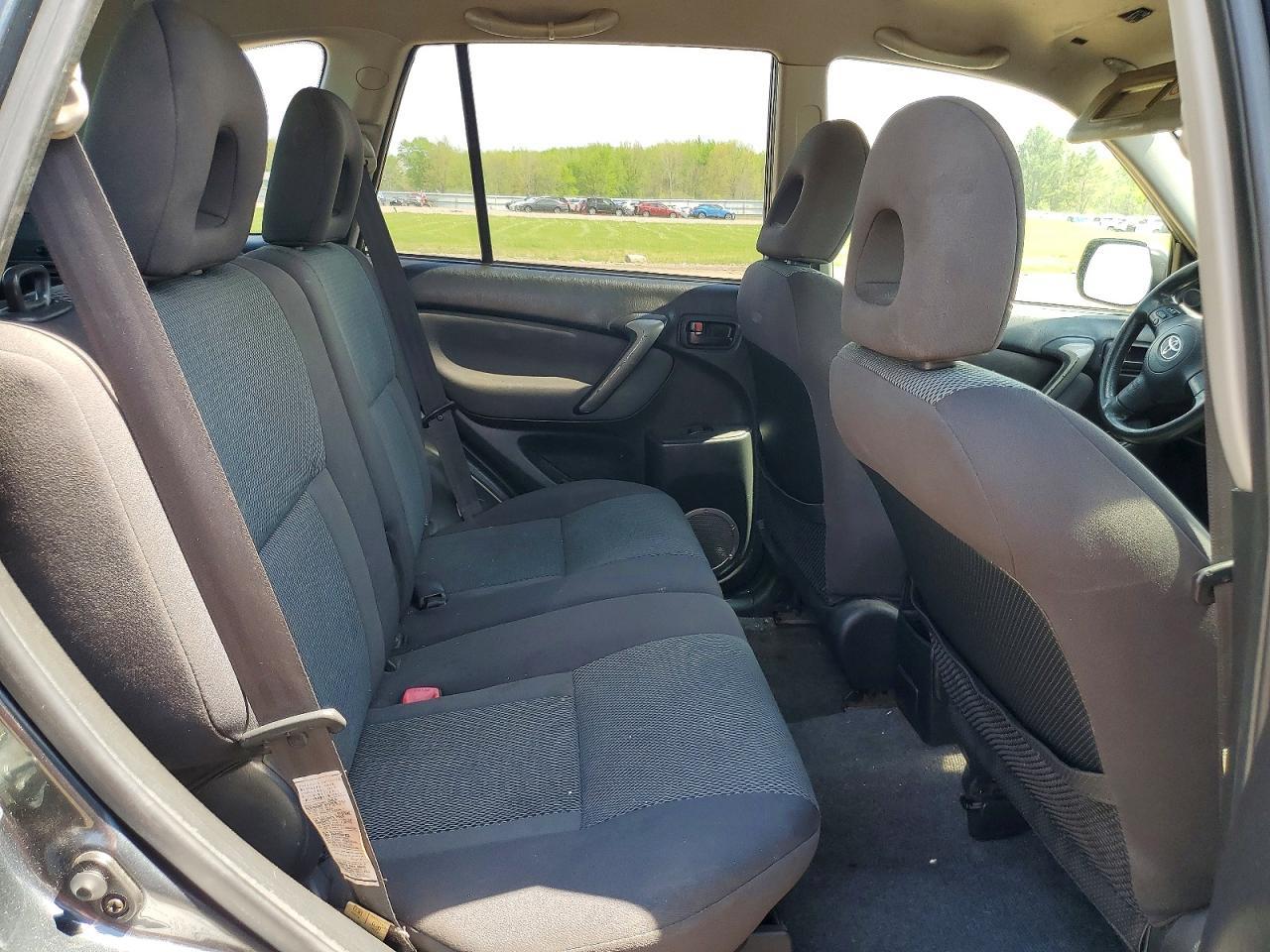 2005 TOYOTA RAV4