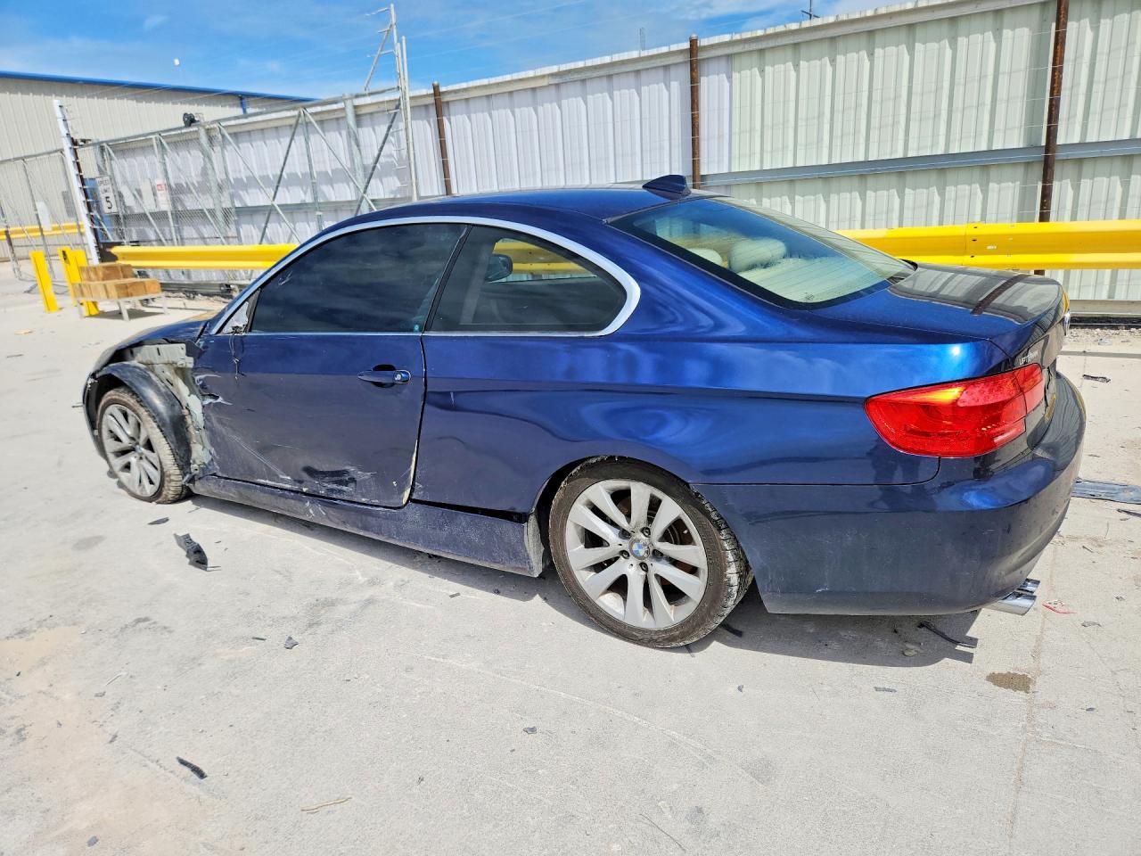 2013 BMW 3 SERIES
