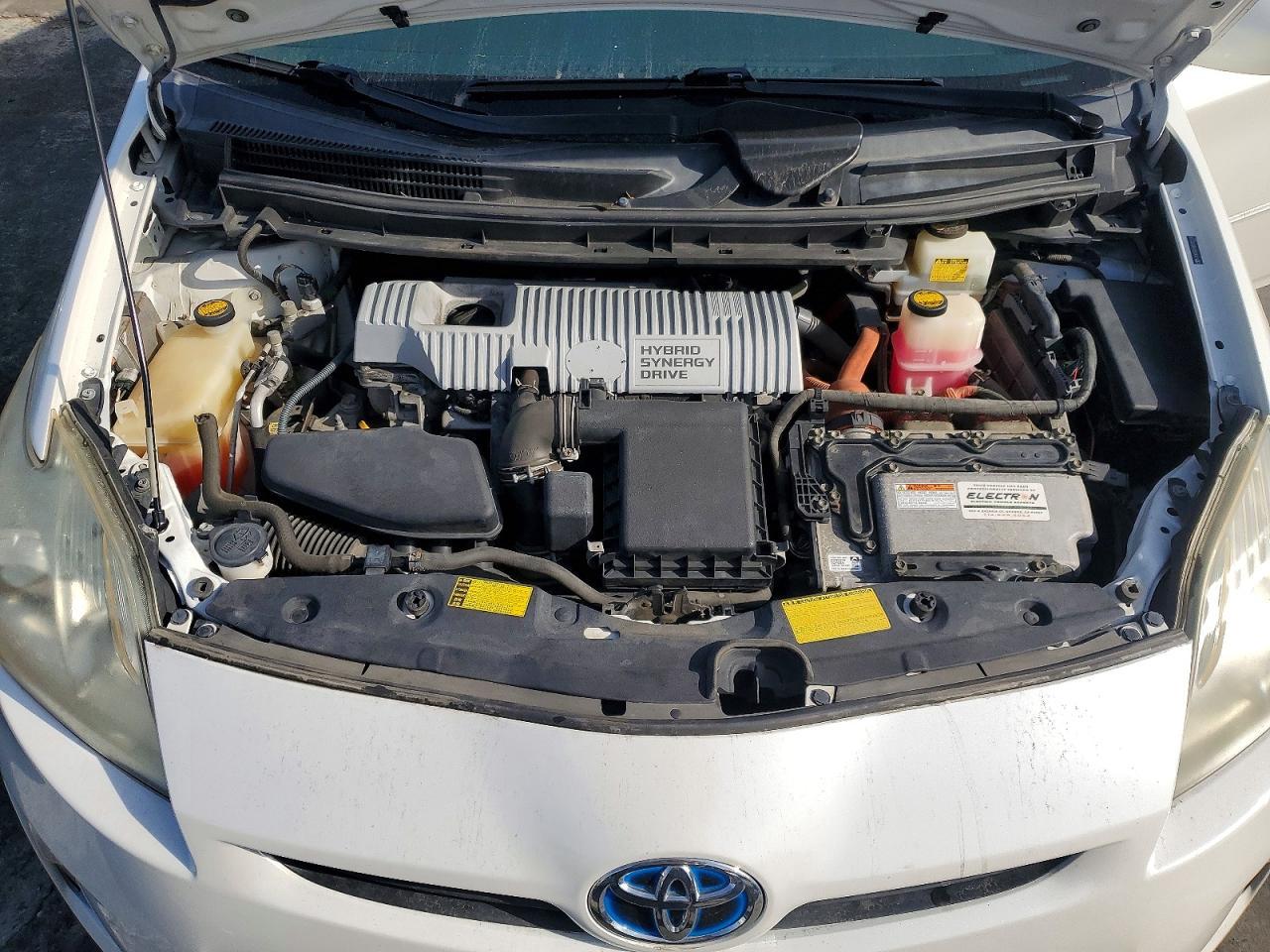2011 TOYOTA PRIUS