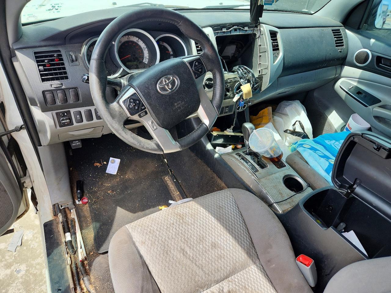 2014 TOYOTA TACOMA