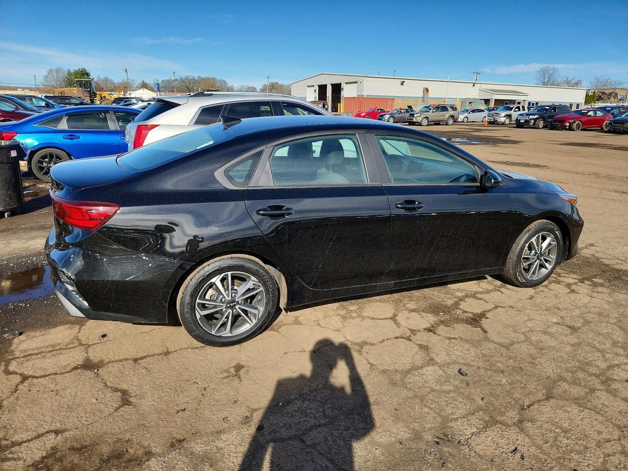 2023 KIA FORTE