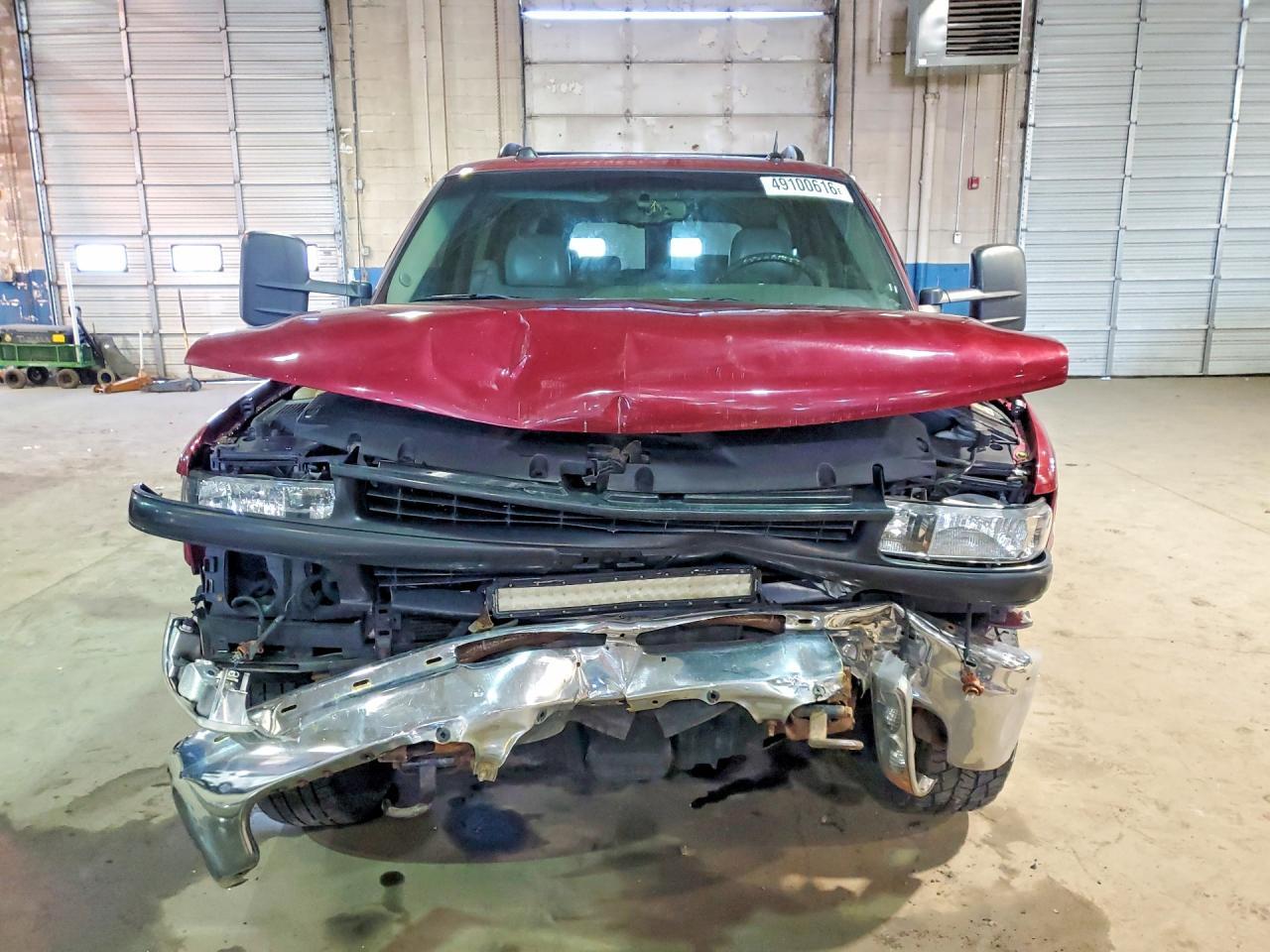2004 CHEVROLET Suburban