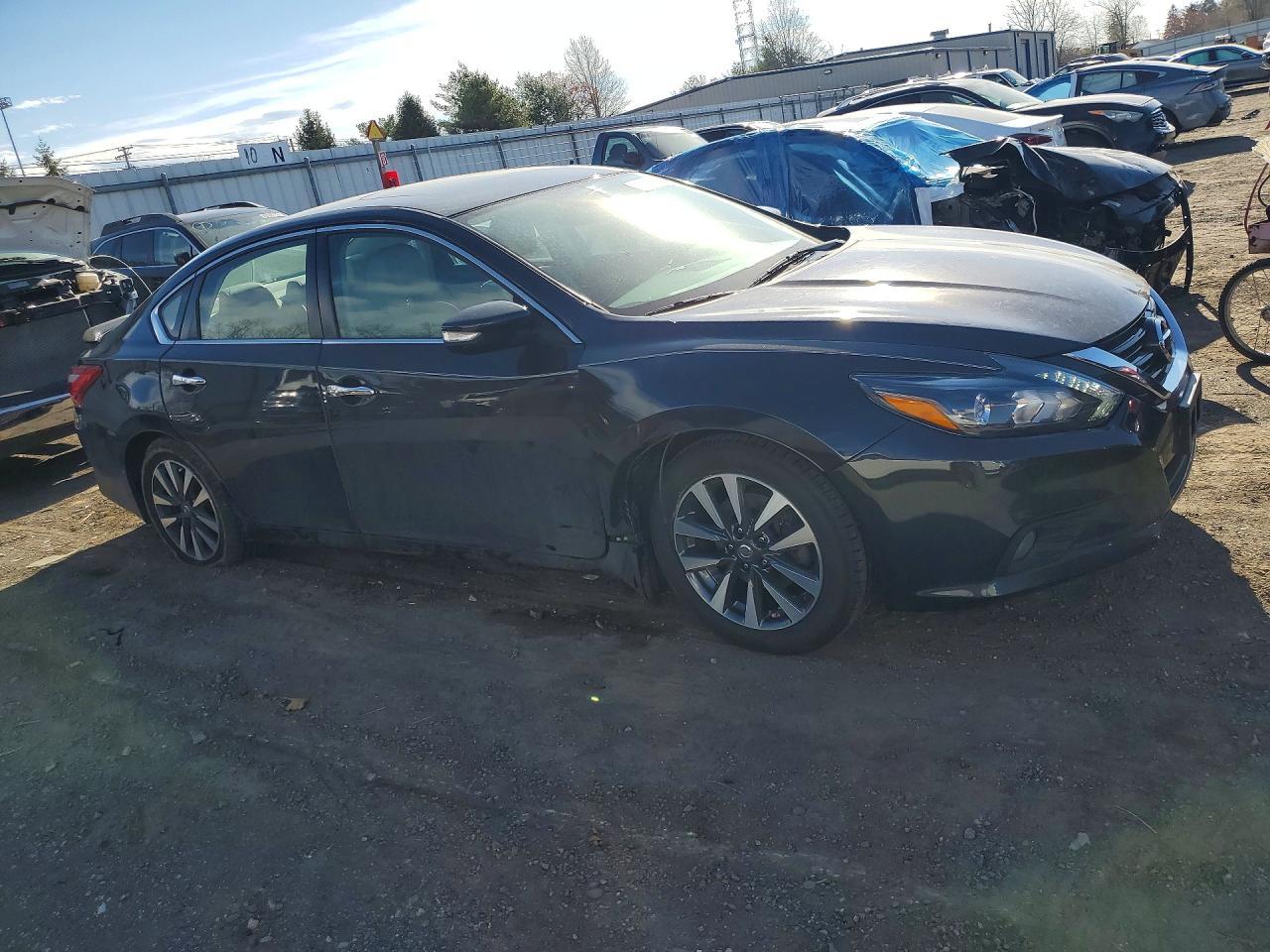 2017 NISSAN ALTIMA