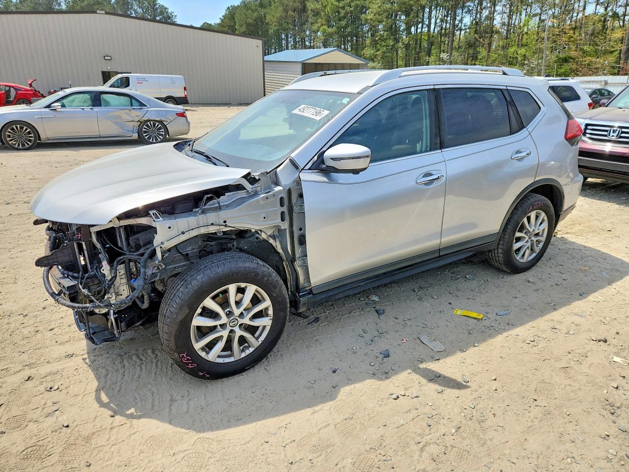 2017 NISSAN ROGUE