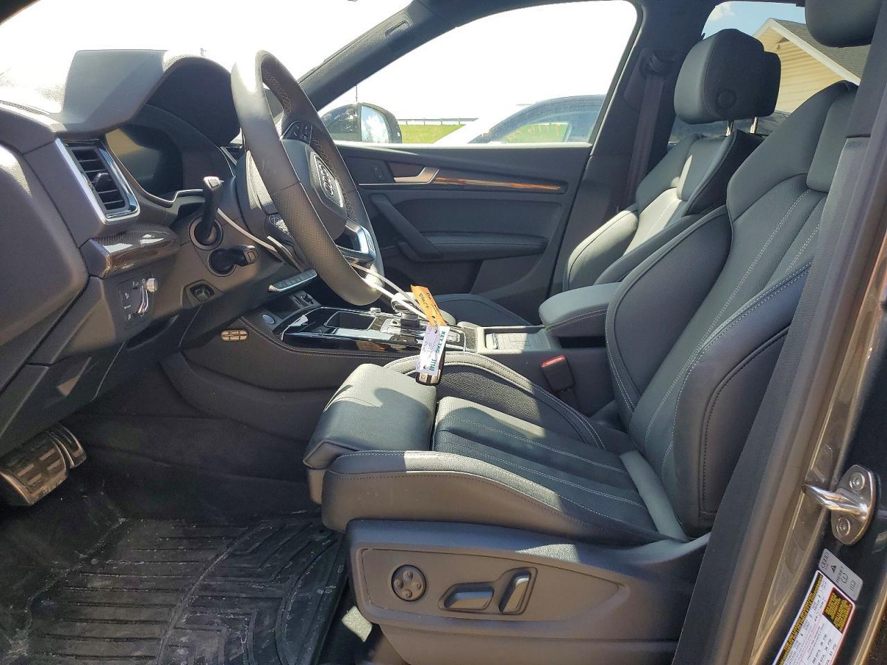 2024 AUDI SQ5