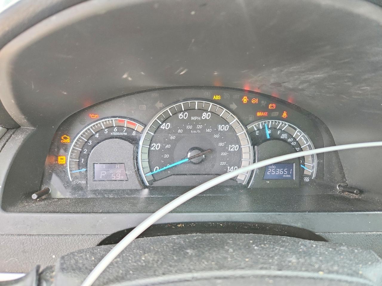 2014 TOYOTA CAMRY