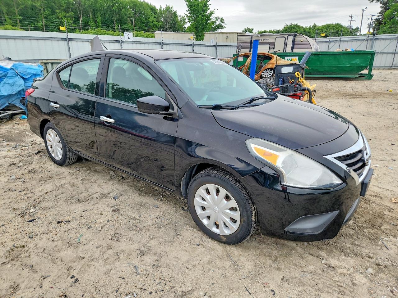 2016 NISSAN VERSA