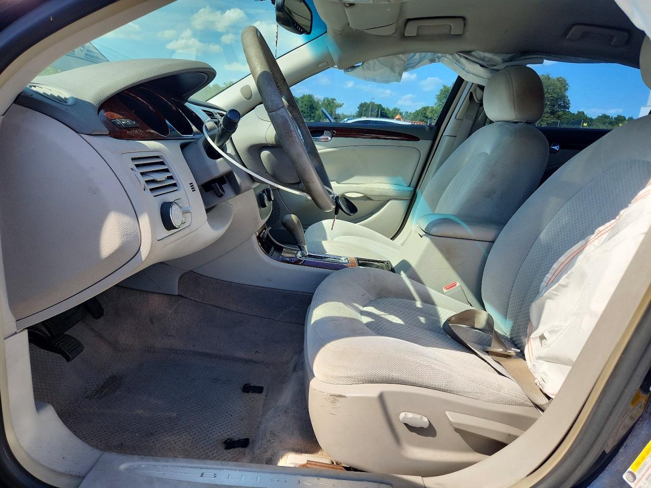 2008 BUICK Lucerne