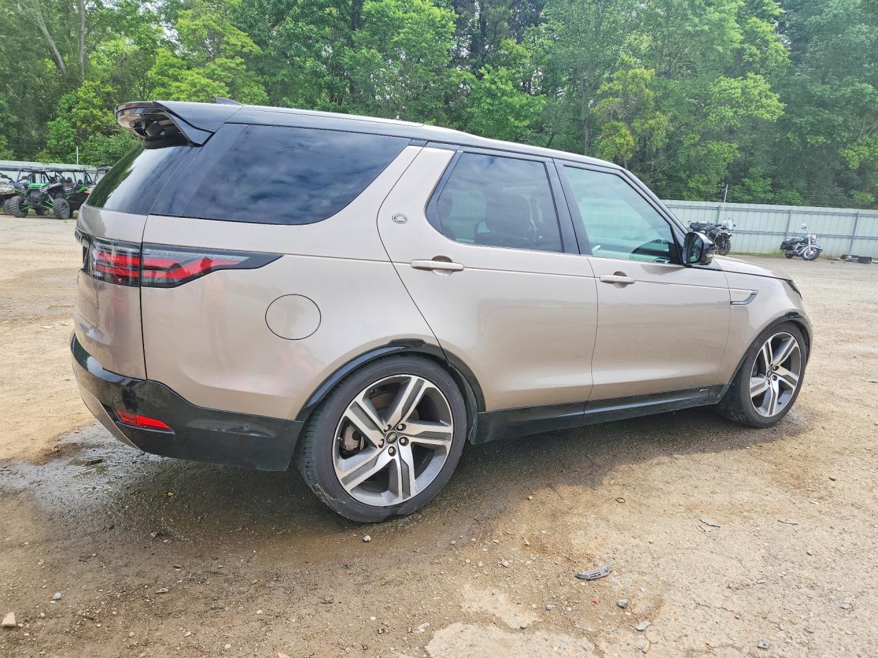2021 LAND ROVER Discovery