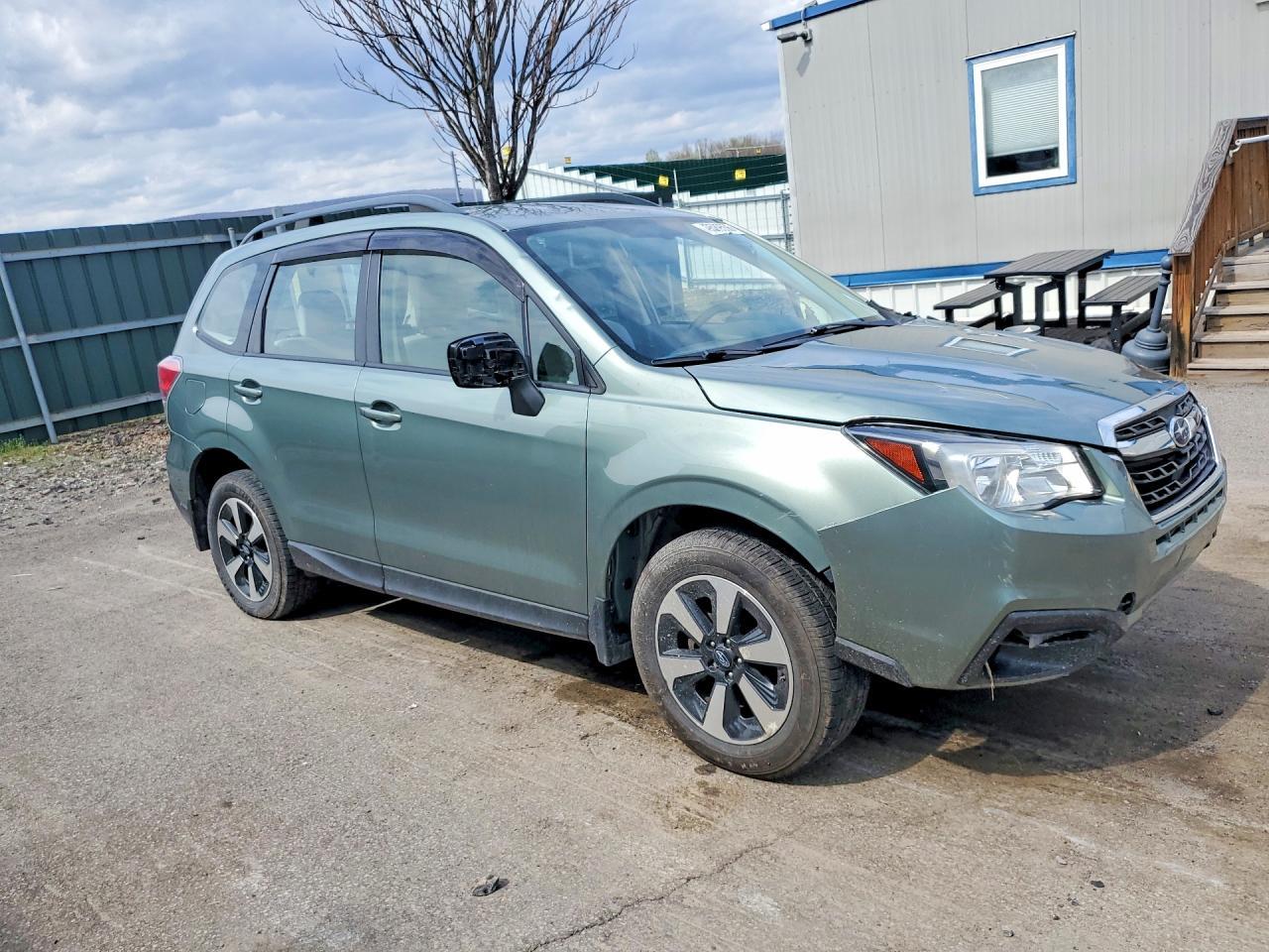 2017 SUBARU FORESTER