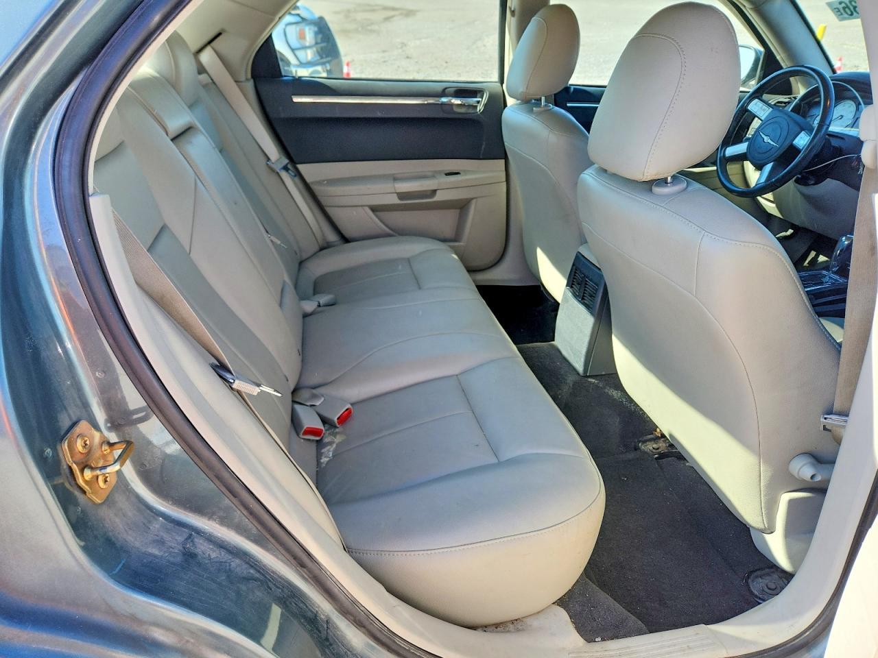 2006 CHRYSLER 300