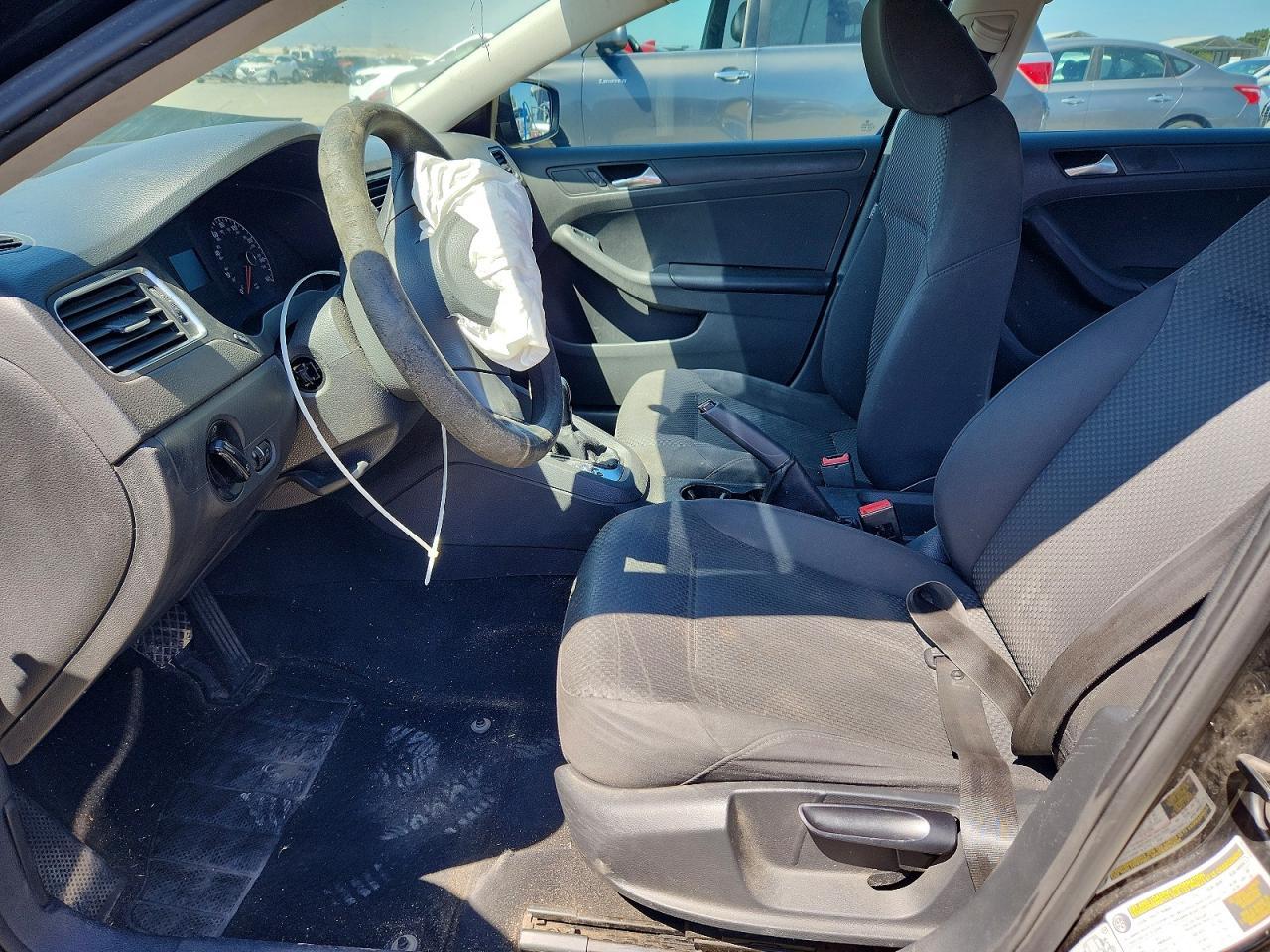 2013 VOLKSWAGEN JETTA