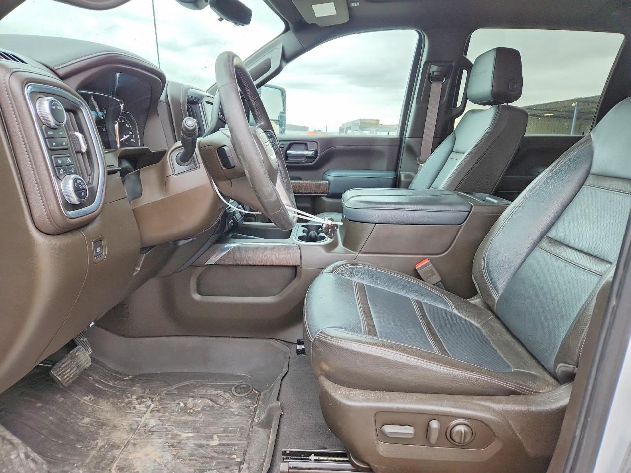 2023 GMC Sierra