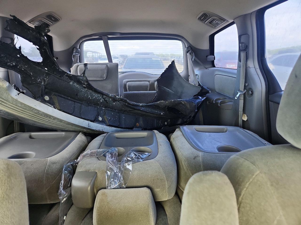2005 TOYOTA SIENNA