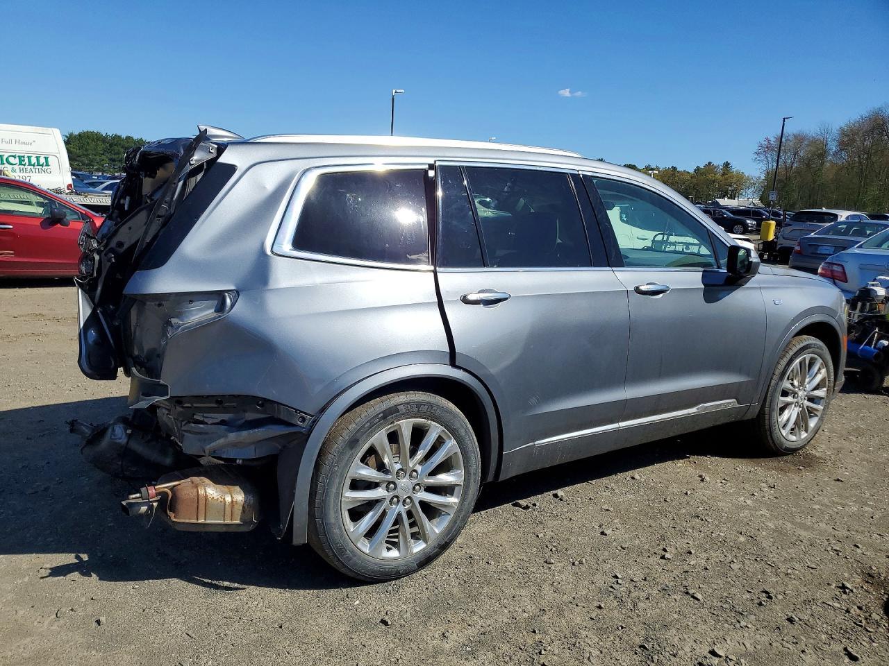 2022 CADILLAC XT6