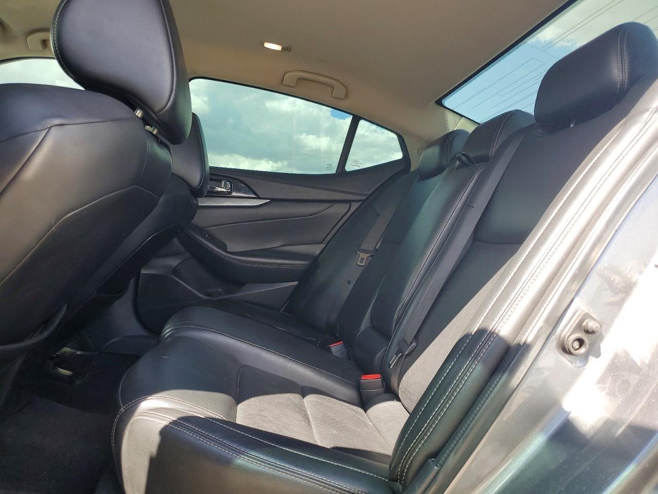 2018 NISSAN Maxima