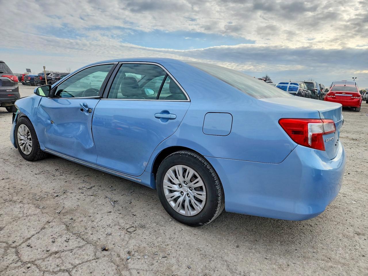 2012 TOYOTA CAMRY