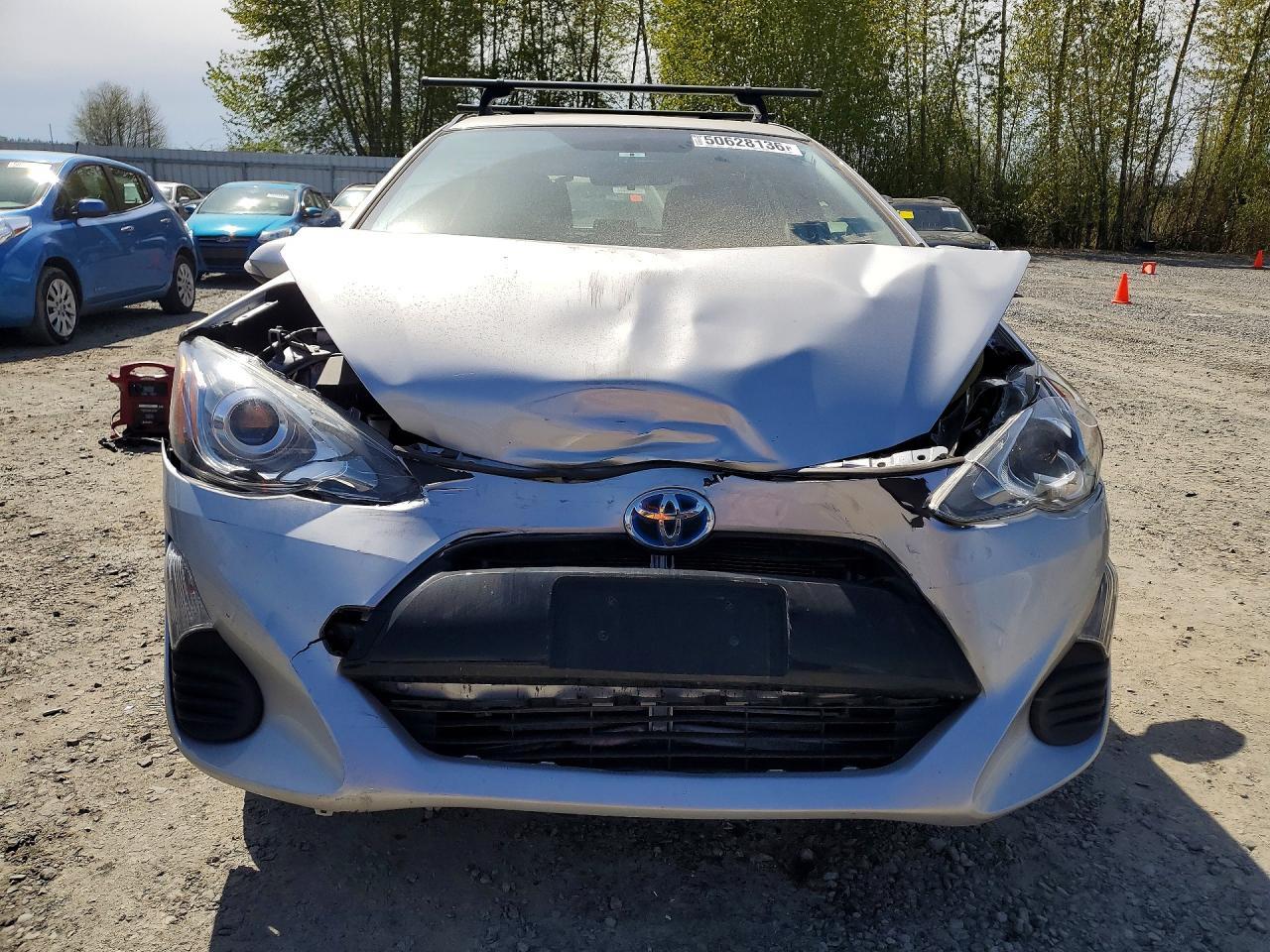 2016 TOYOTA Prius c