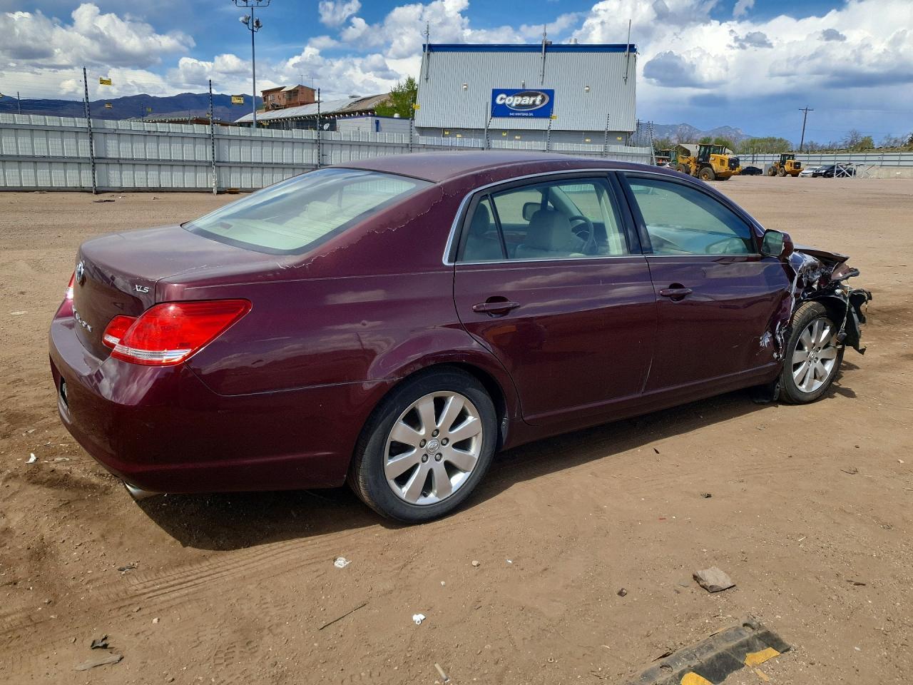 2006 TOYOTA Avalon