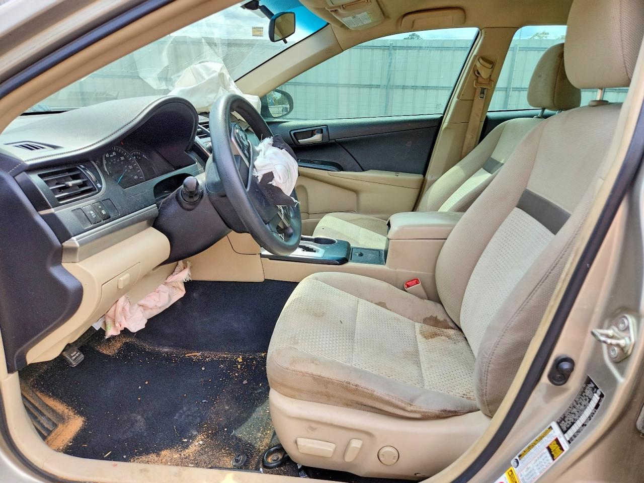 2014 TOYOTA CAMRY