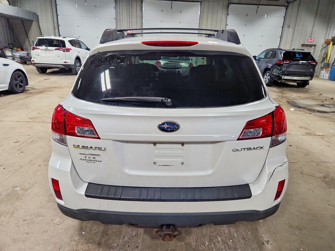 2013 SUBARU Outback