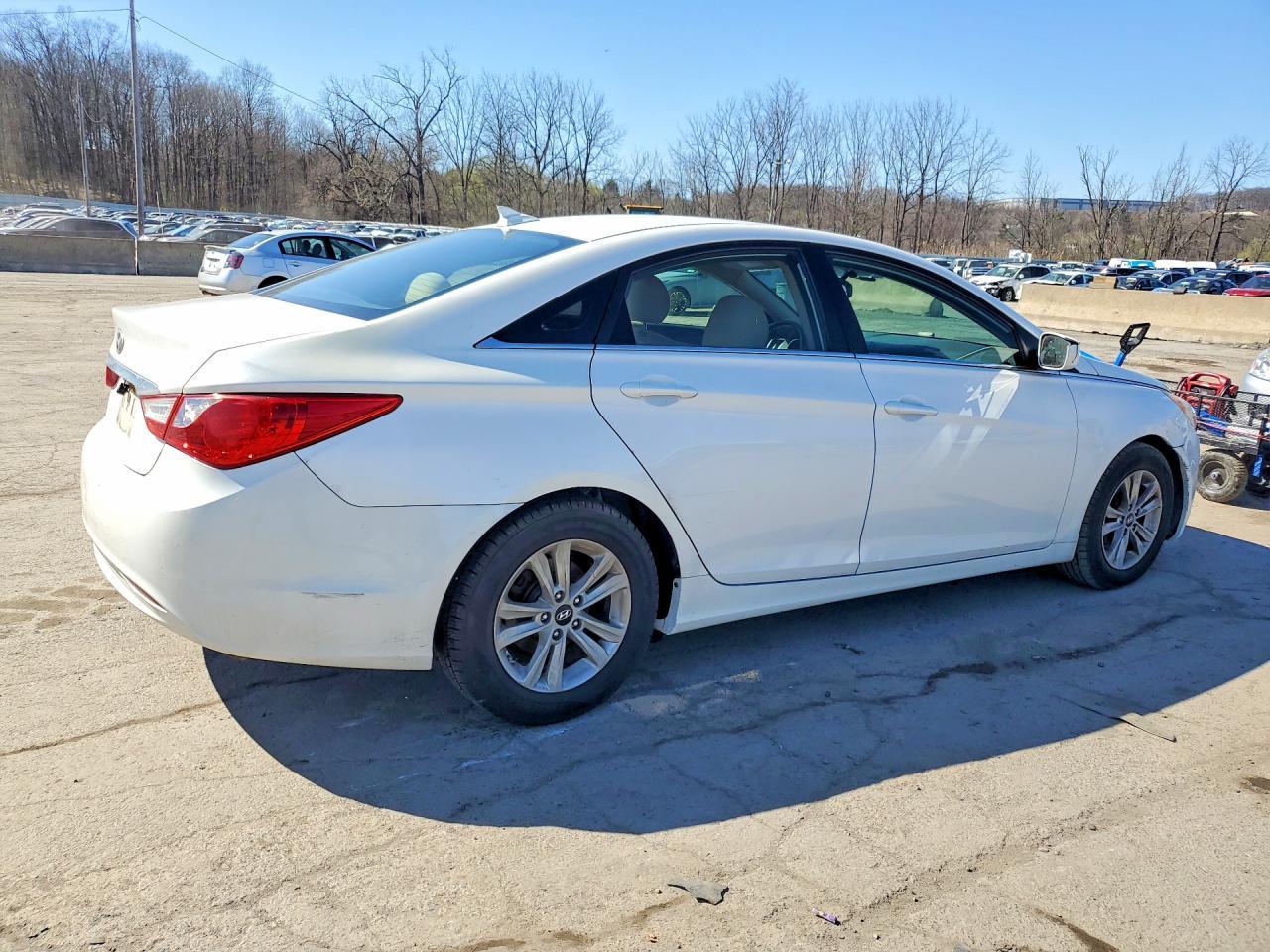 2012 HYUNDAI SONATA