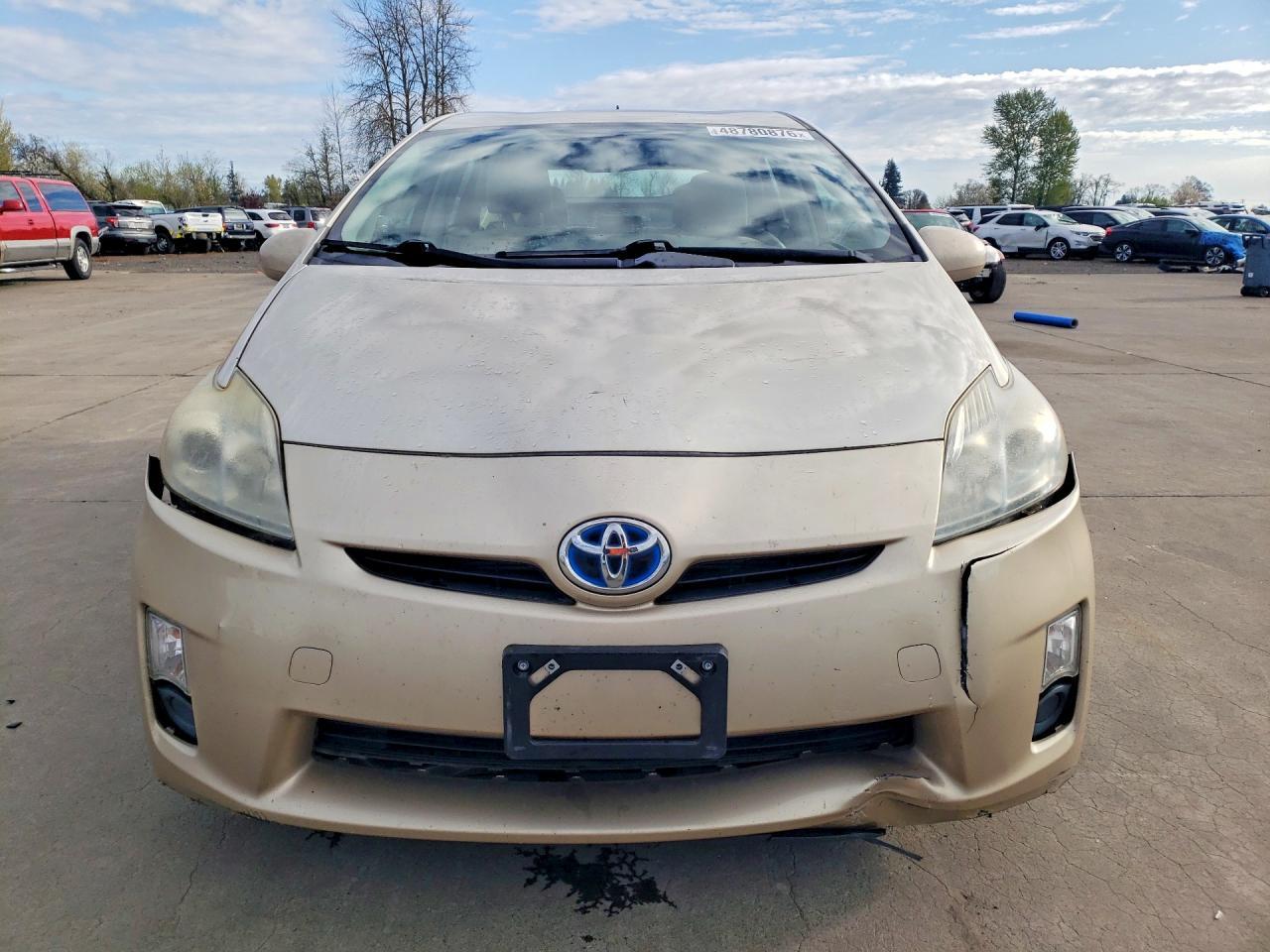 2011 TOYOTA PRIUS