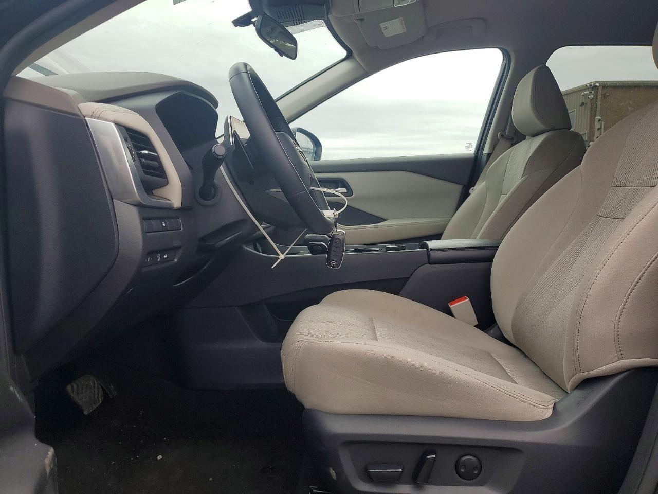 2025 NISSAN ROGUE
