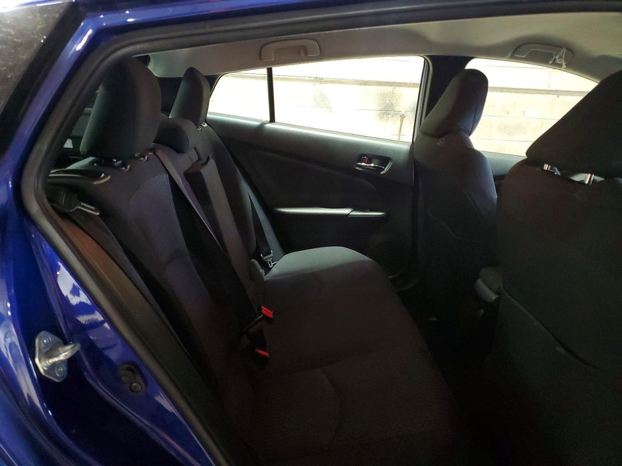 2018 TOYOTA PRIUS