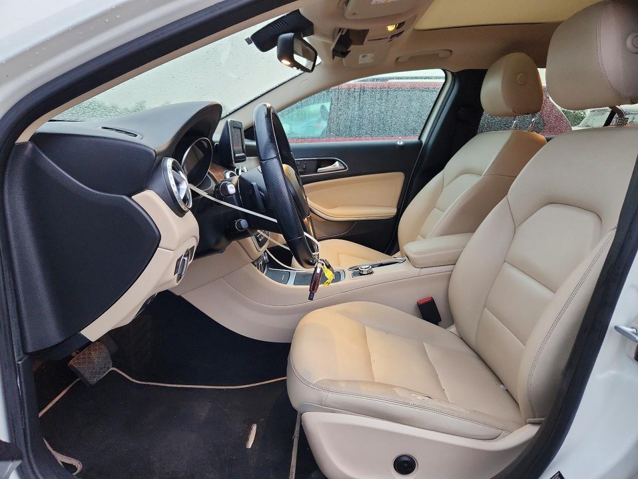 2015 MERCEDES-BENZ GLA-Class