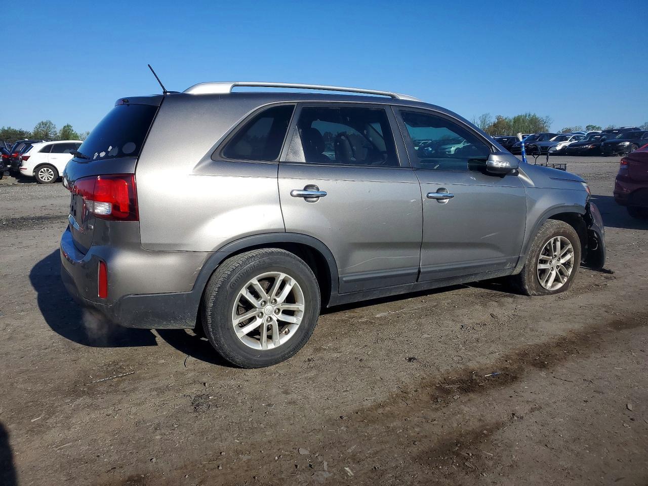2015 KIA SORENTO