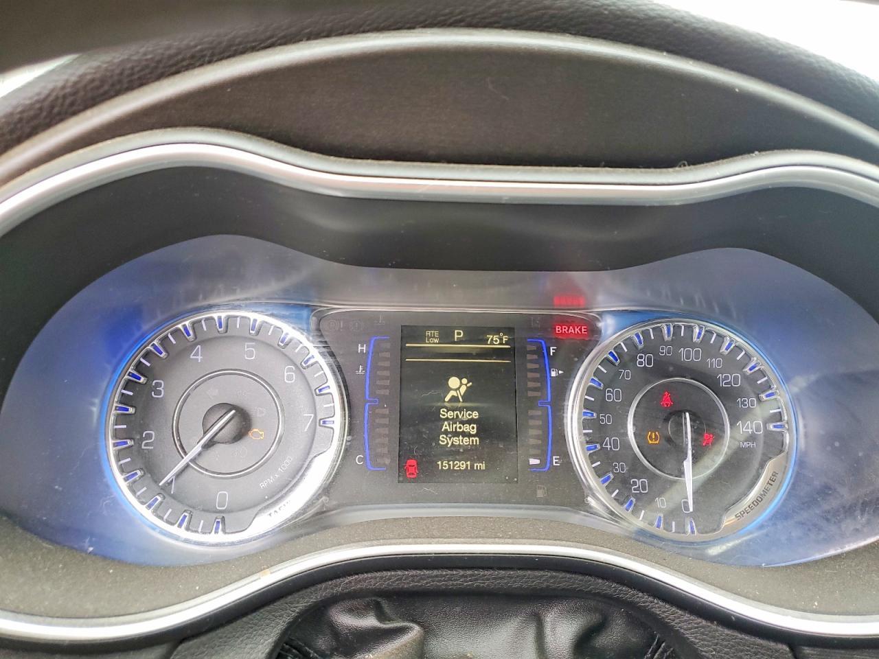 2016 CHRYSLER 200