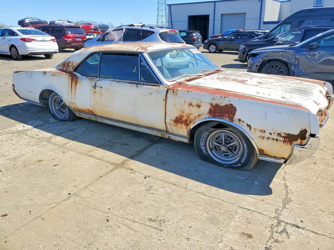 1967 OLDSMOBILE Cutlass