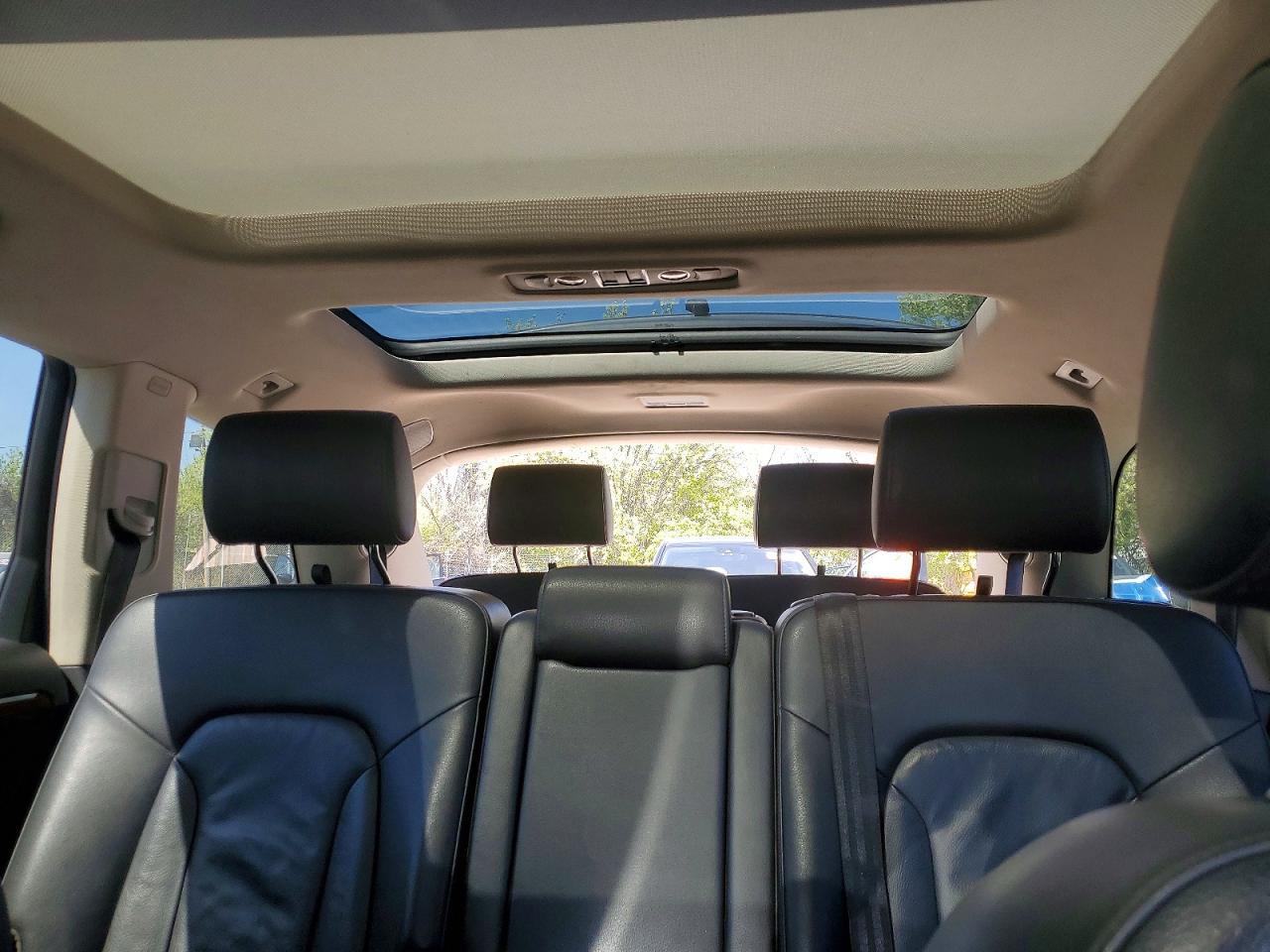 2011 AUDI Q7