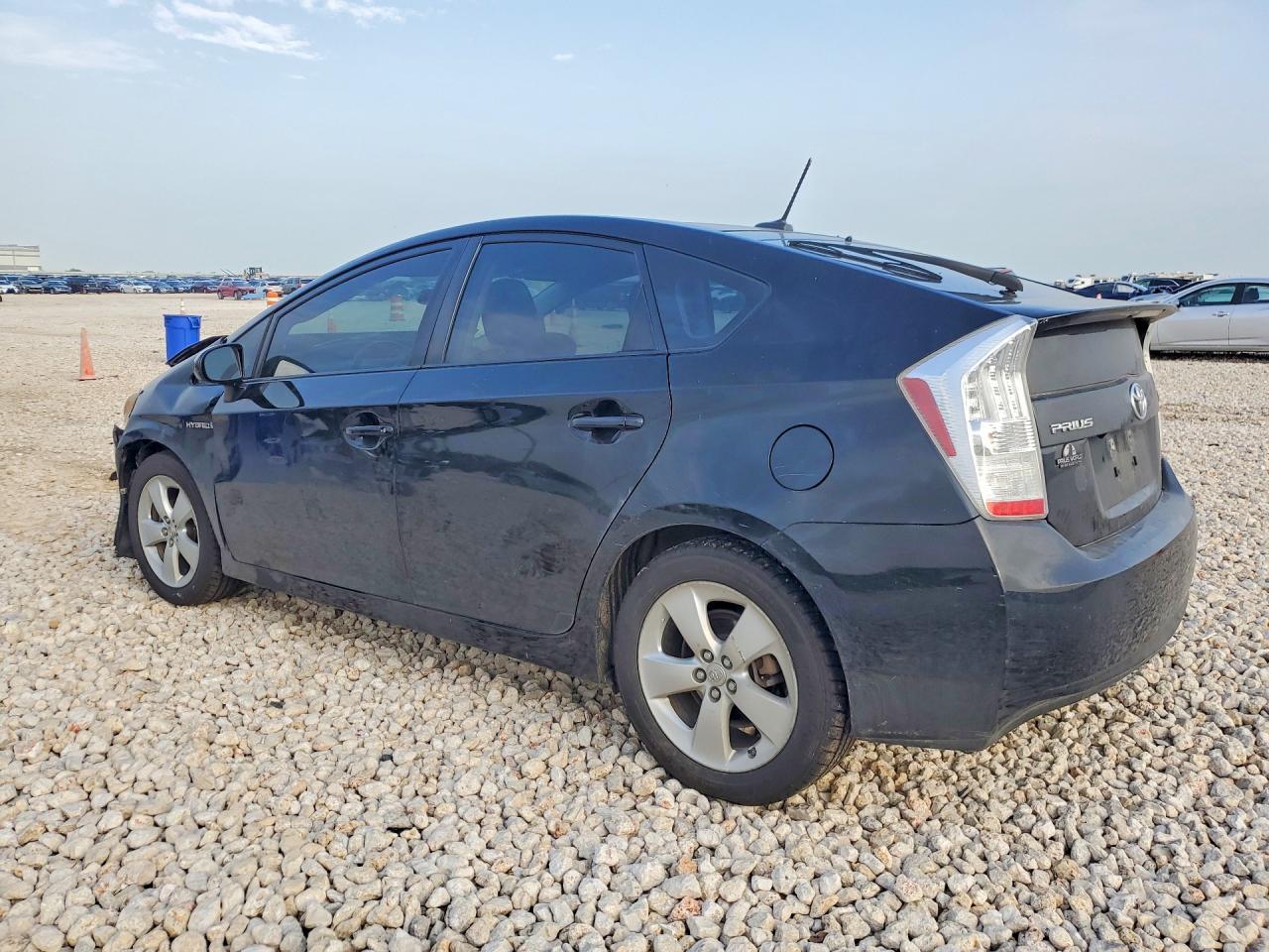 2010 TOYOTA PRIUS V