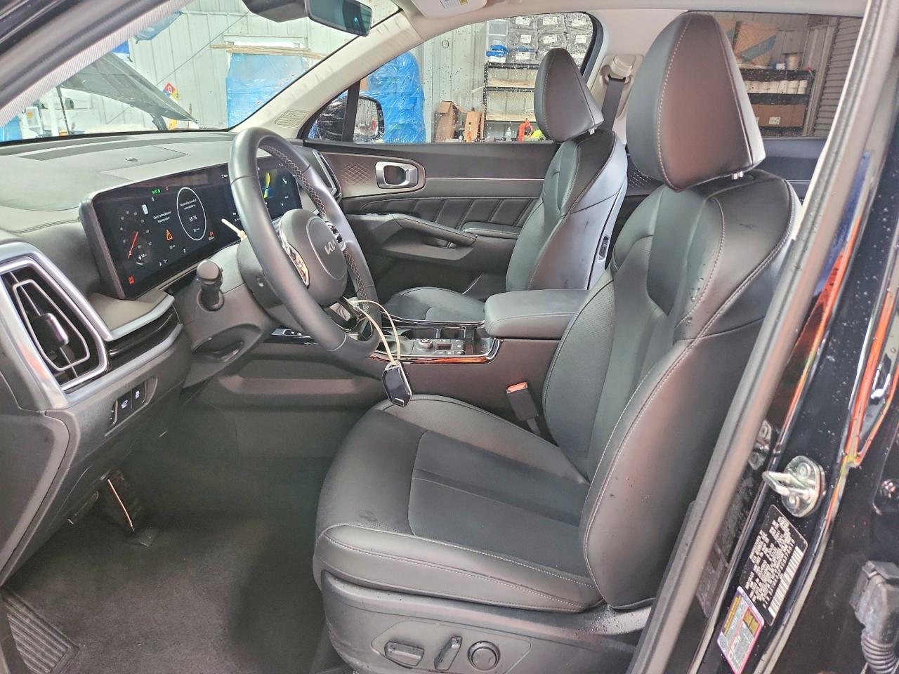 2025 KIA SORENTO