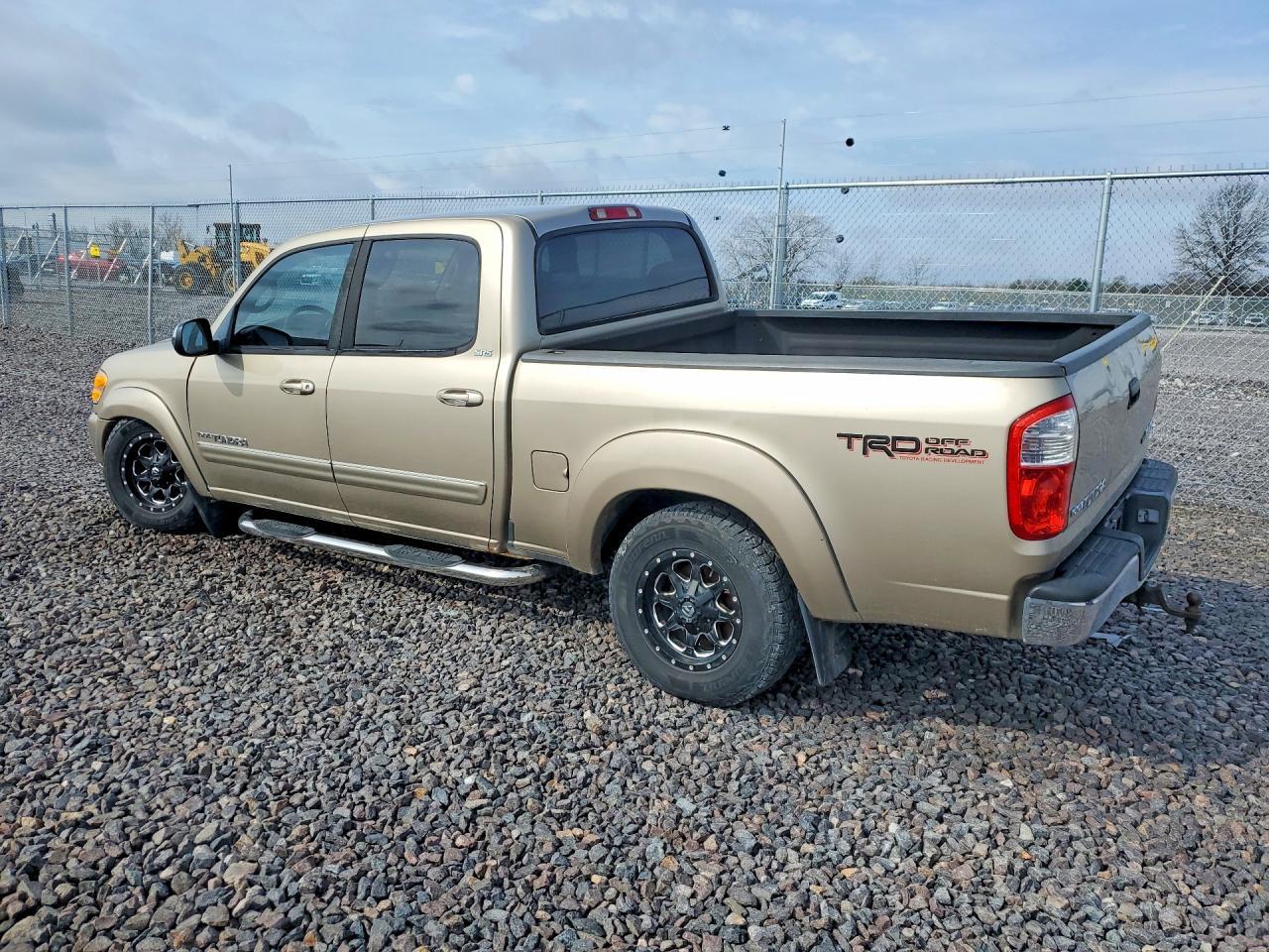 2004 TOYOTA TUNDRA