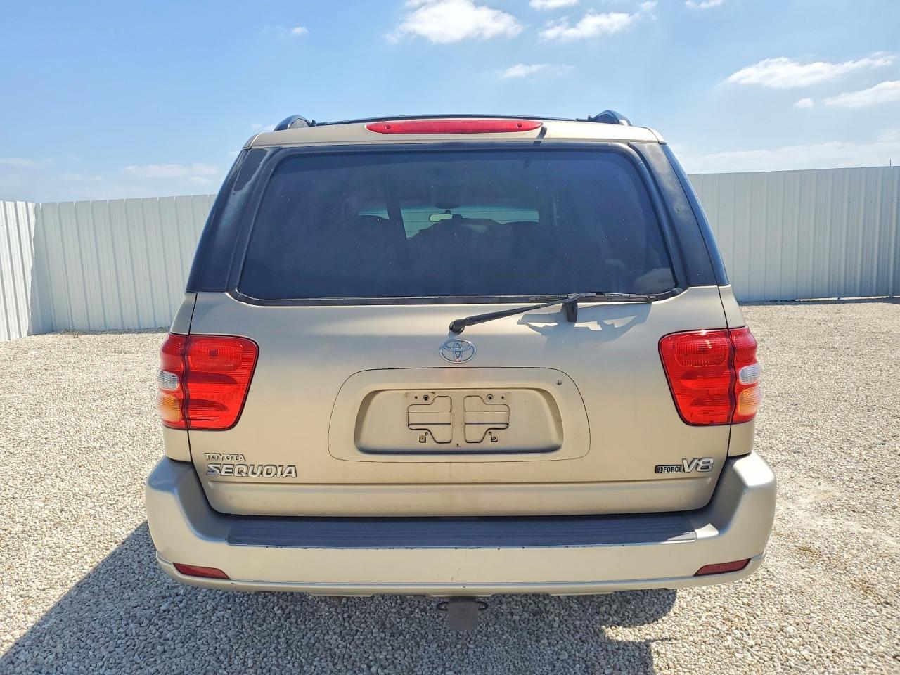 2002 TOYOTA Sequoia