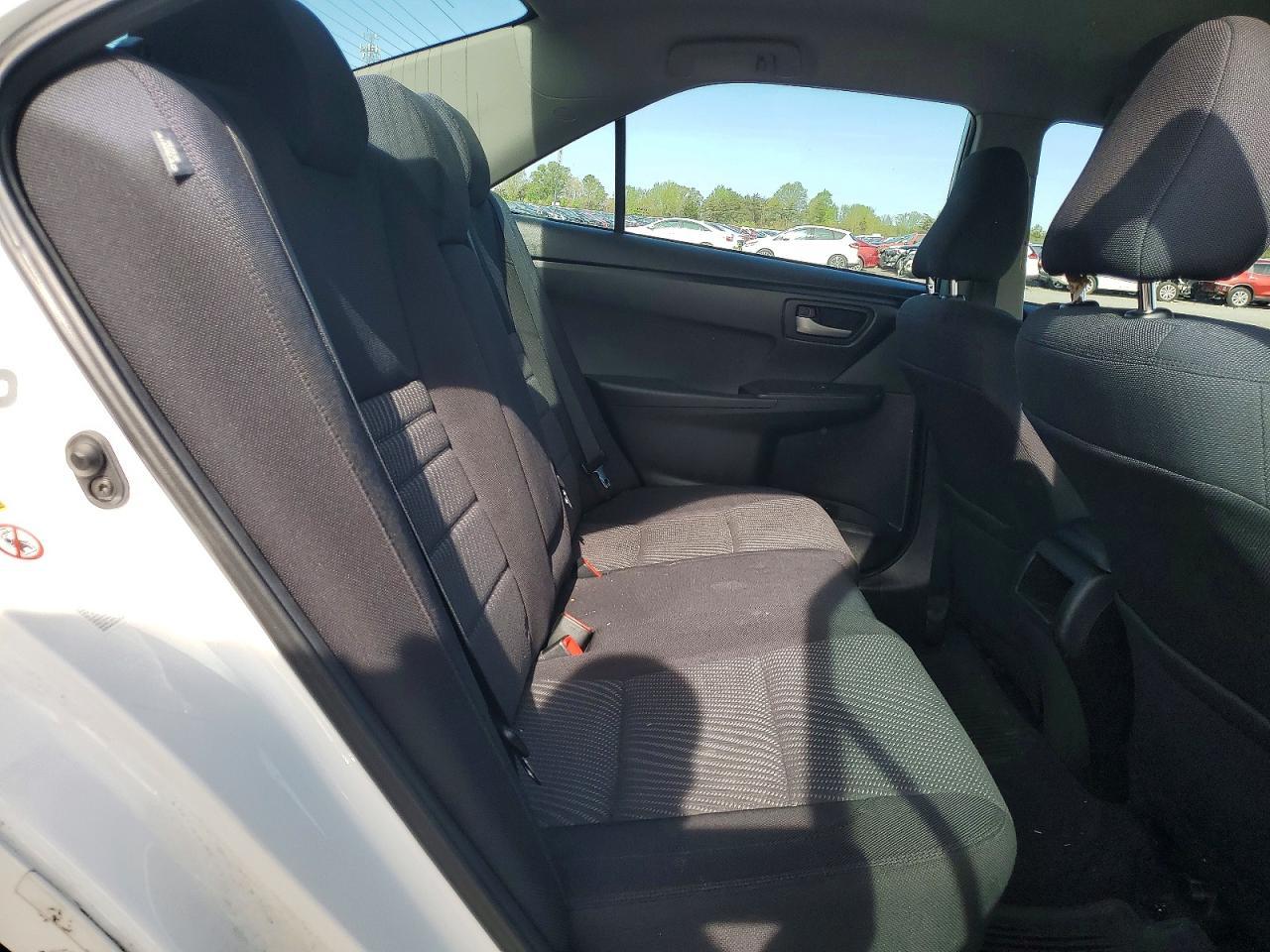 2015 TOYOTA CAMRY