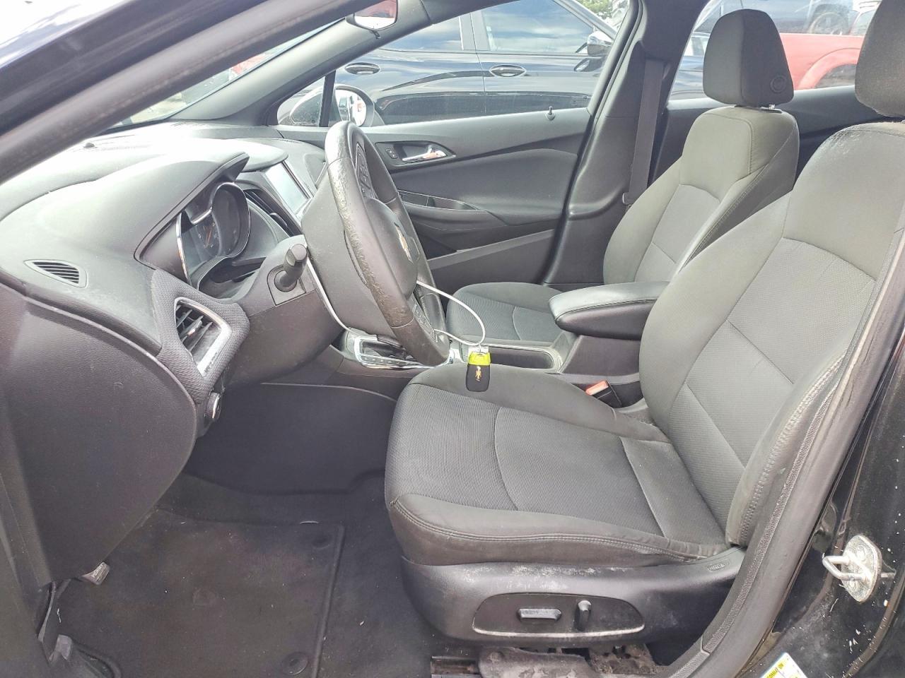 2017 CHEVROLET CRUZE