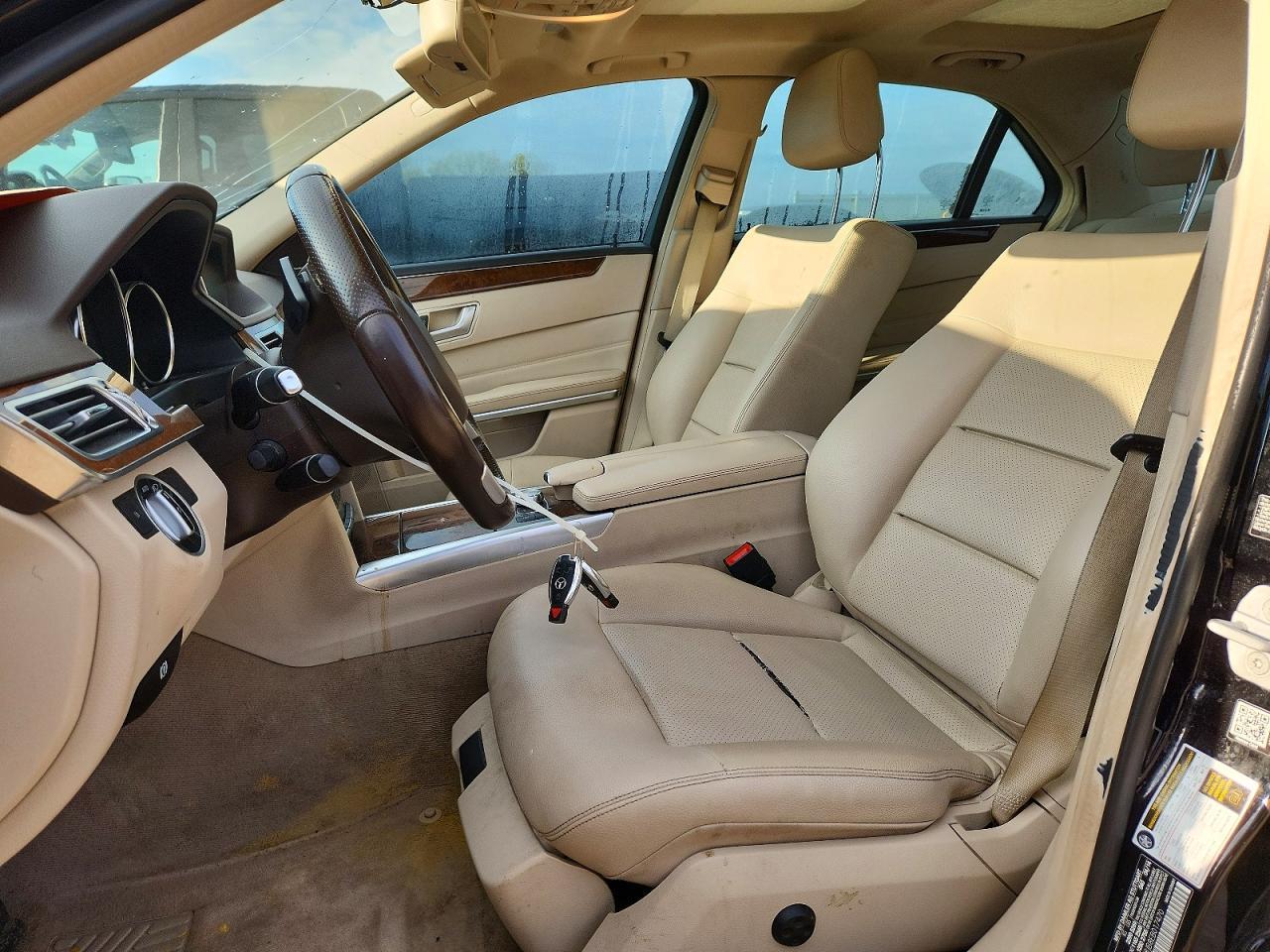 2014 MERCEDES-BENZ E-Class