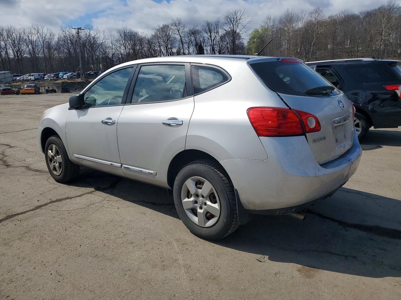 2015 NISSAN ROGUE