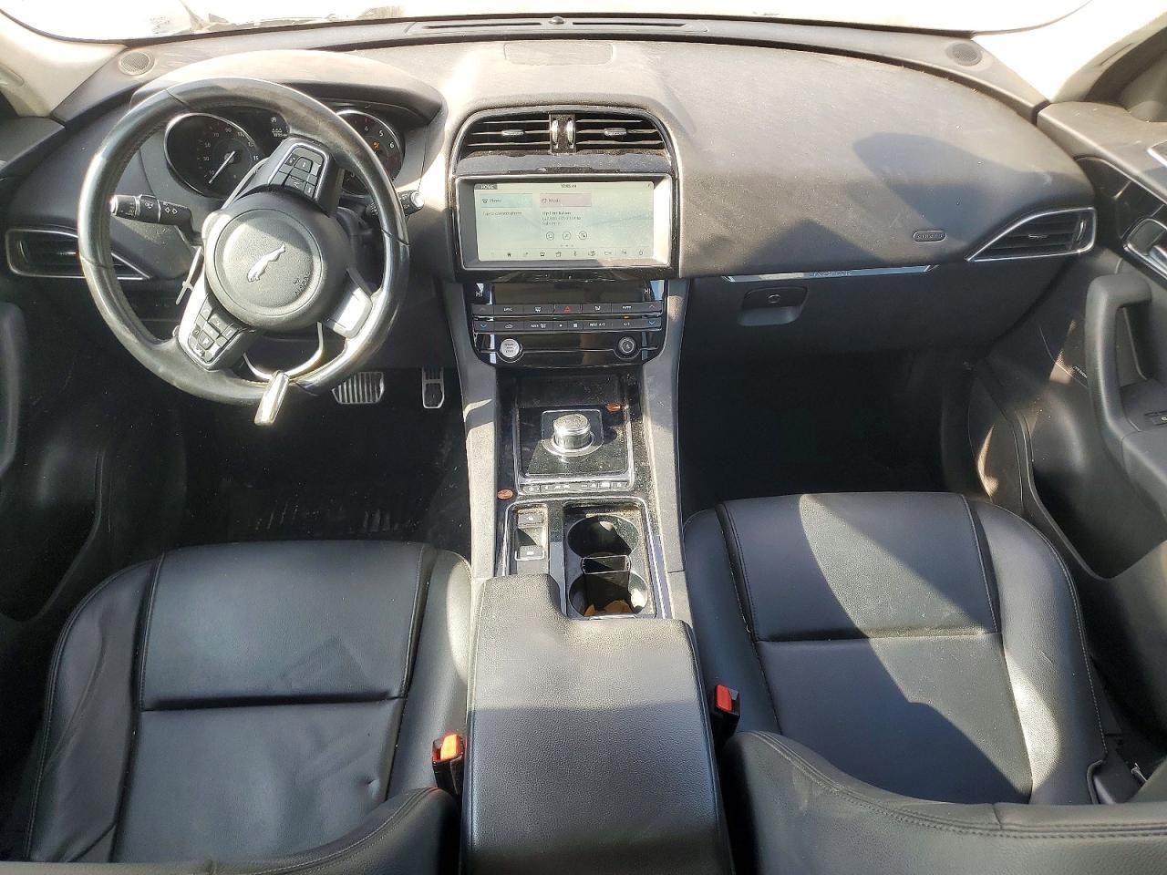 2019 JAGUAR F-Pace