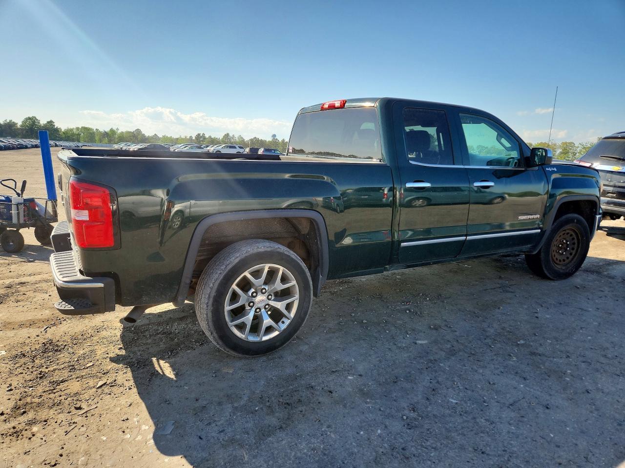2015 GMC Sierra